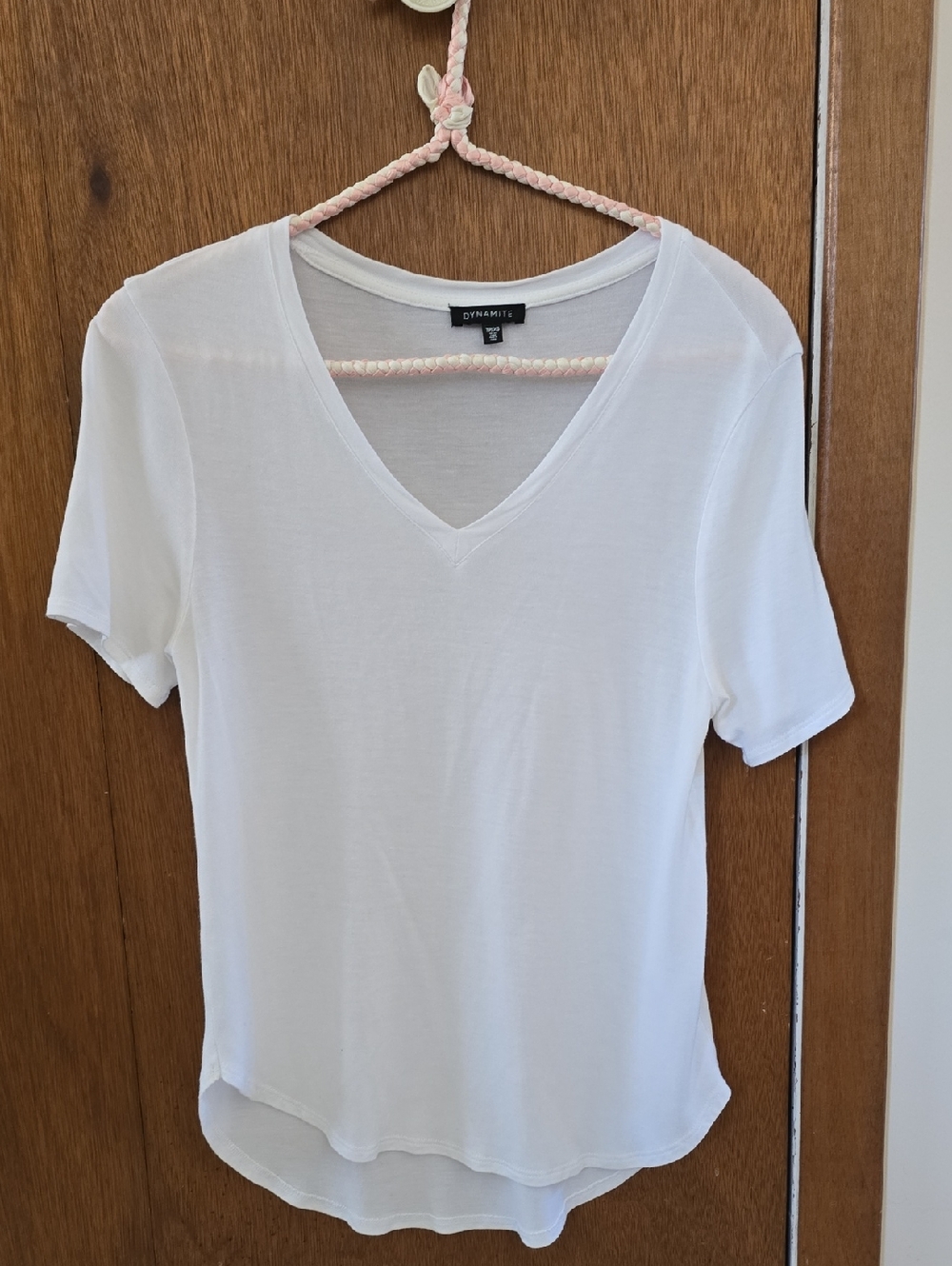 Dynamite White V-Neck Short Sleeve Tee